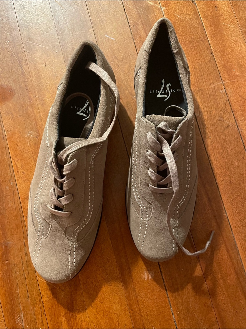 LifeStride Taupe Suede Casual Lace-Up Shoes - size 8.5